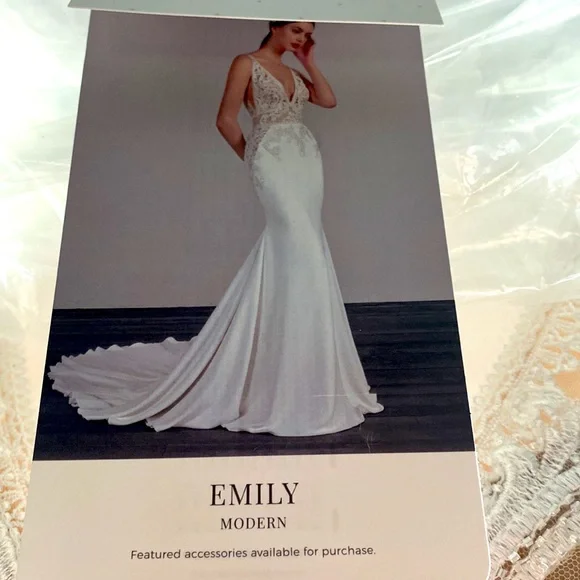 Pronovias Dresses Emily Pronovias Size Wedding Dress Poshmark